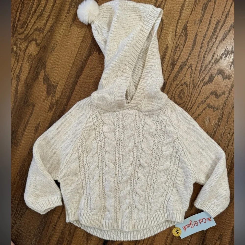 Cat & Jack Cozy Cable Knit Cream Toddler Hoodie with Pom Pom Sz 4T/5T
